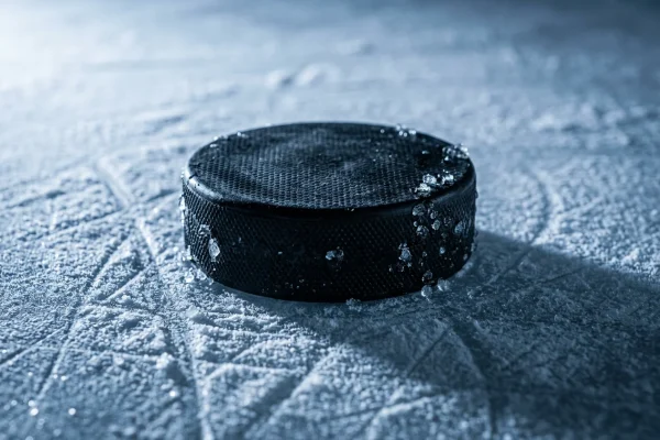 Estrategias de apuestas en la NHL y gestión de bankroll